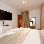Апартаменты Spalato Apartman *