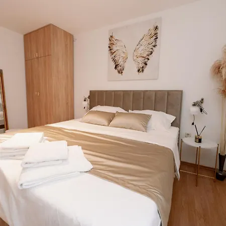 Lägenhet Spalato Apartman