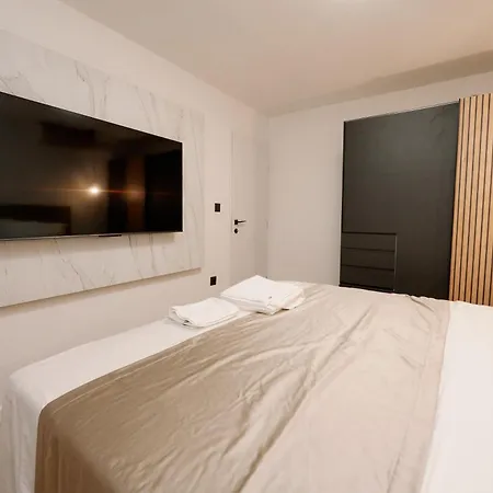 アパート Spalato Apartman スプリト